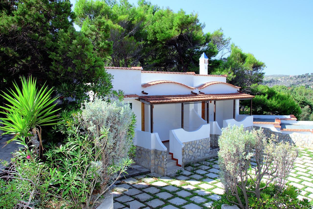 Residence M3 Peschici Buitenkant foto
